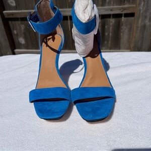 Calvin Klein Women’s Vable Heels